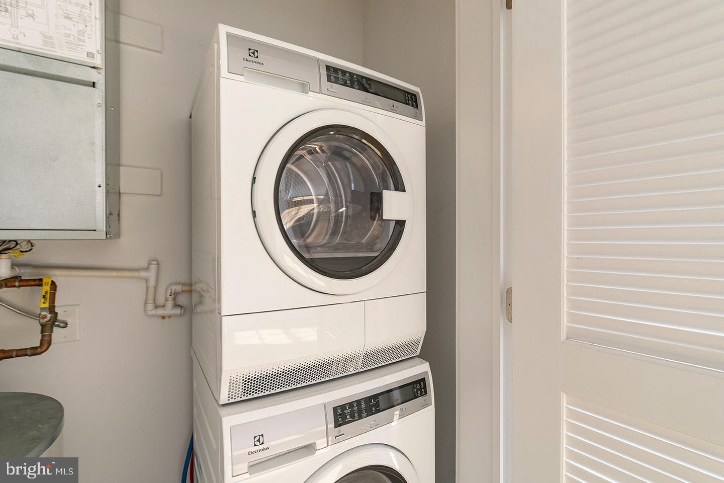 224 Church St #unit 212 Property Photo 8