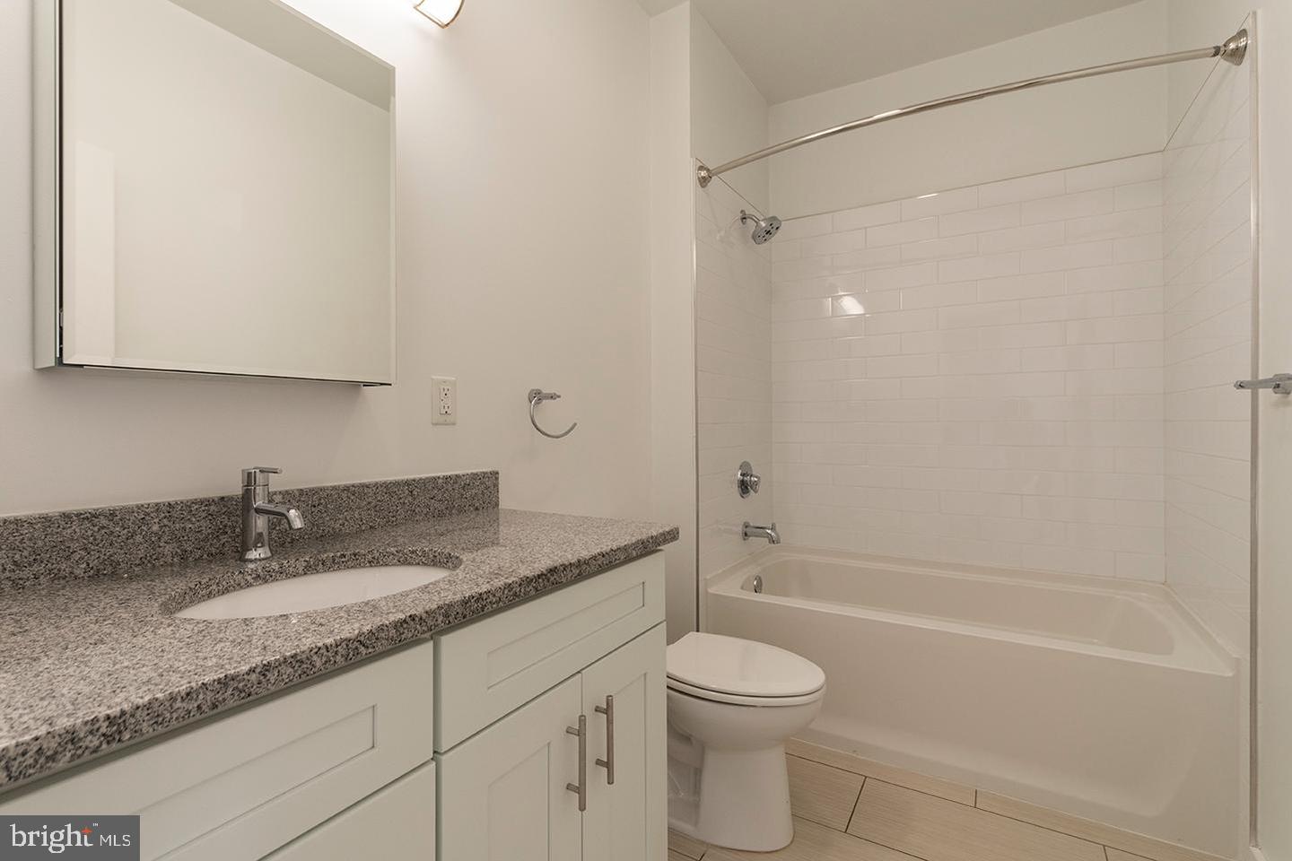 224 Church St #unit 212 Property Photo 9