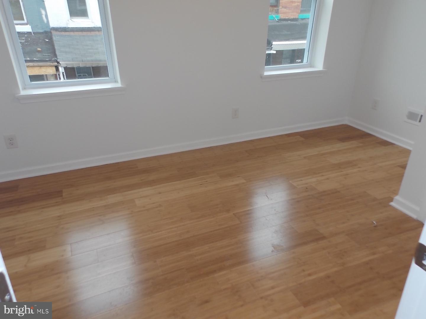 2527 N Myrtlewood St Property Photo 12