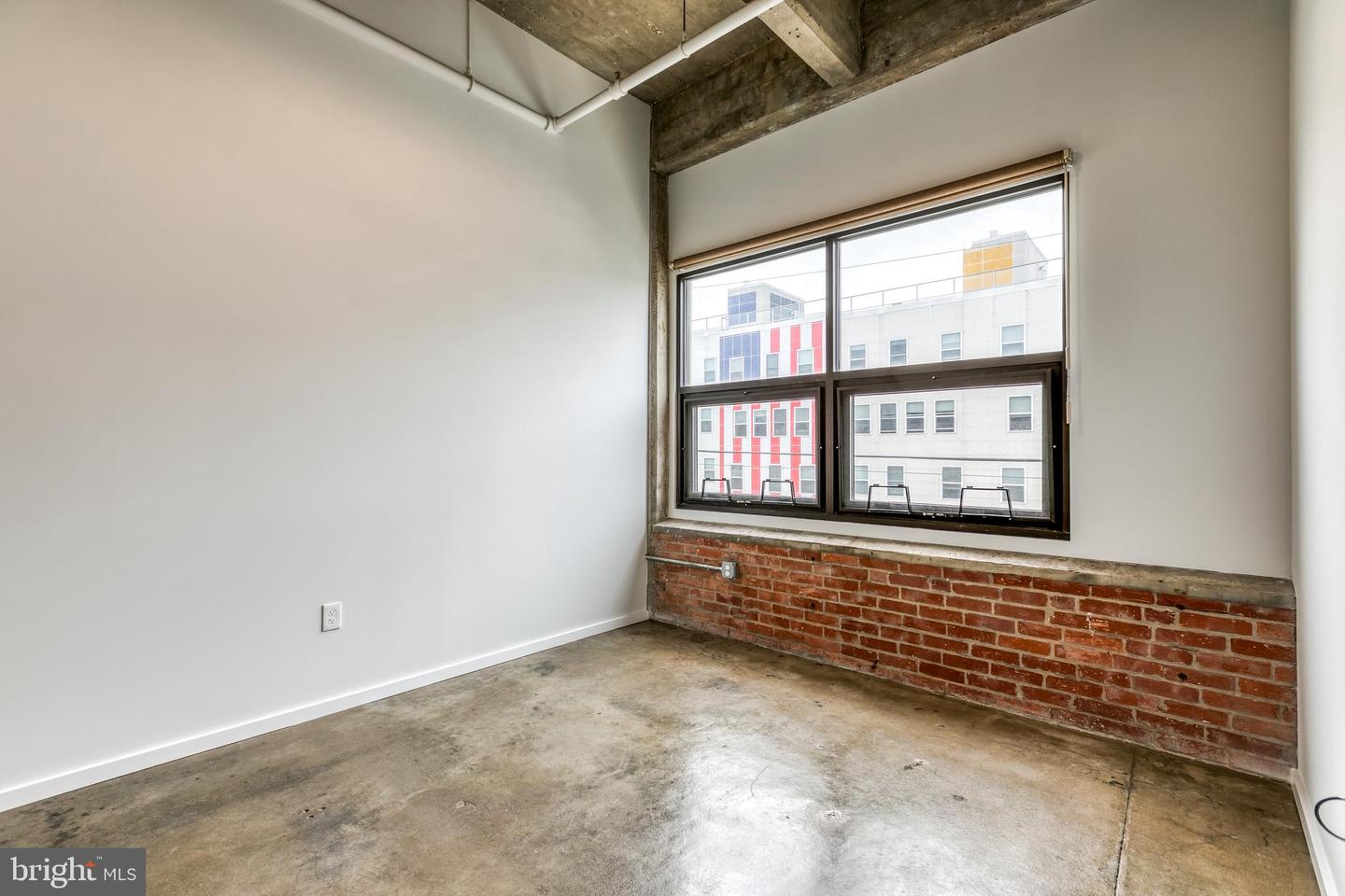 4800 Brown St #unit 406 Property Photo 10