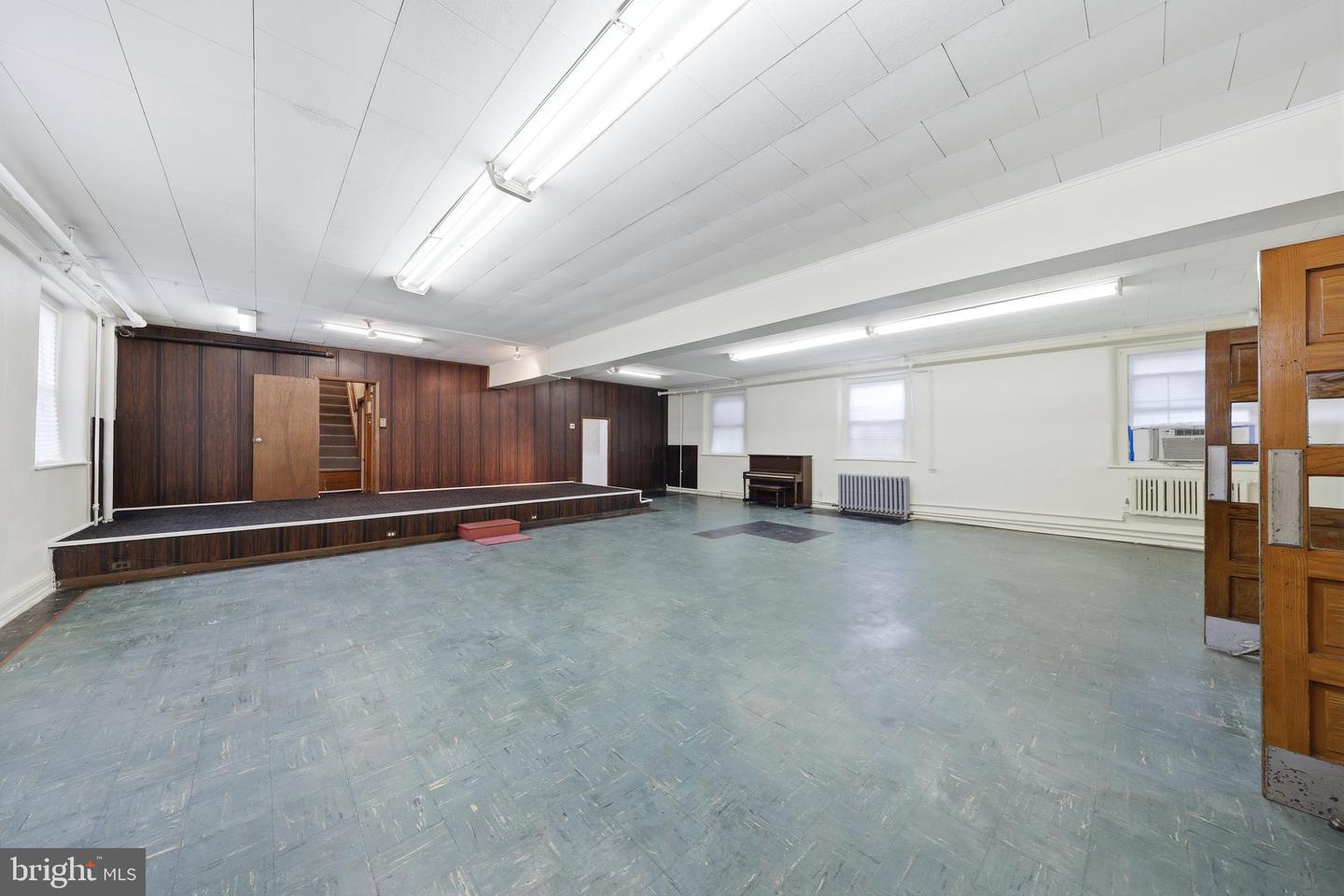 4601 Almond St Property Photo 10