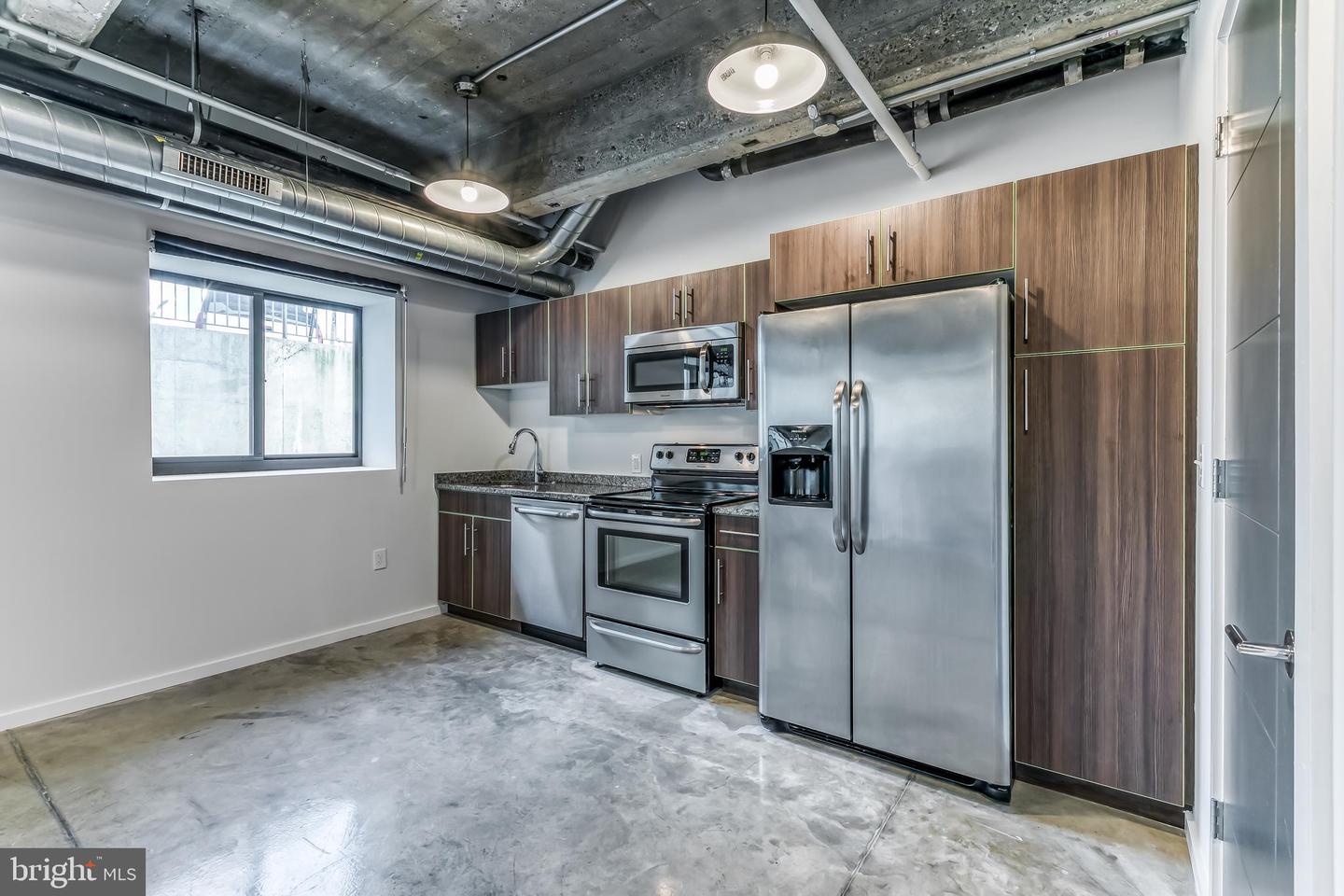 4800 Brown St #unit 105 Property Photo 2