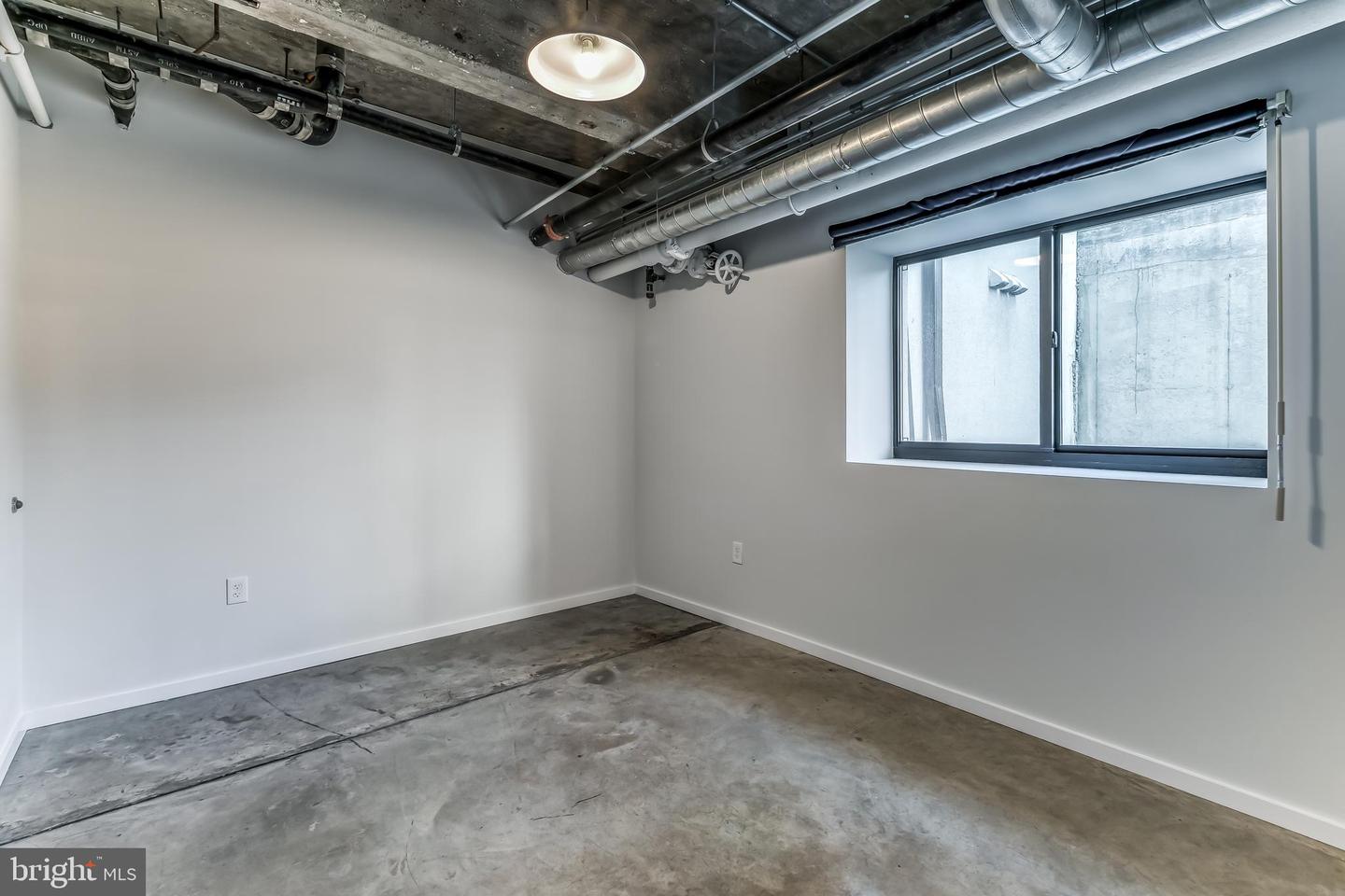 4800 Brown St #unit 105 Property Photo 12