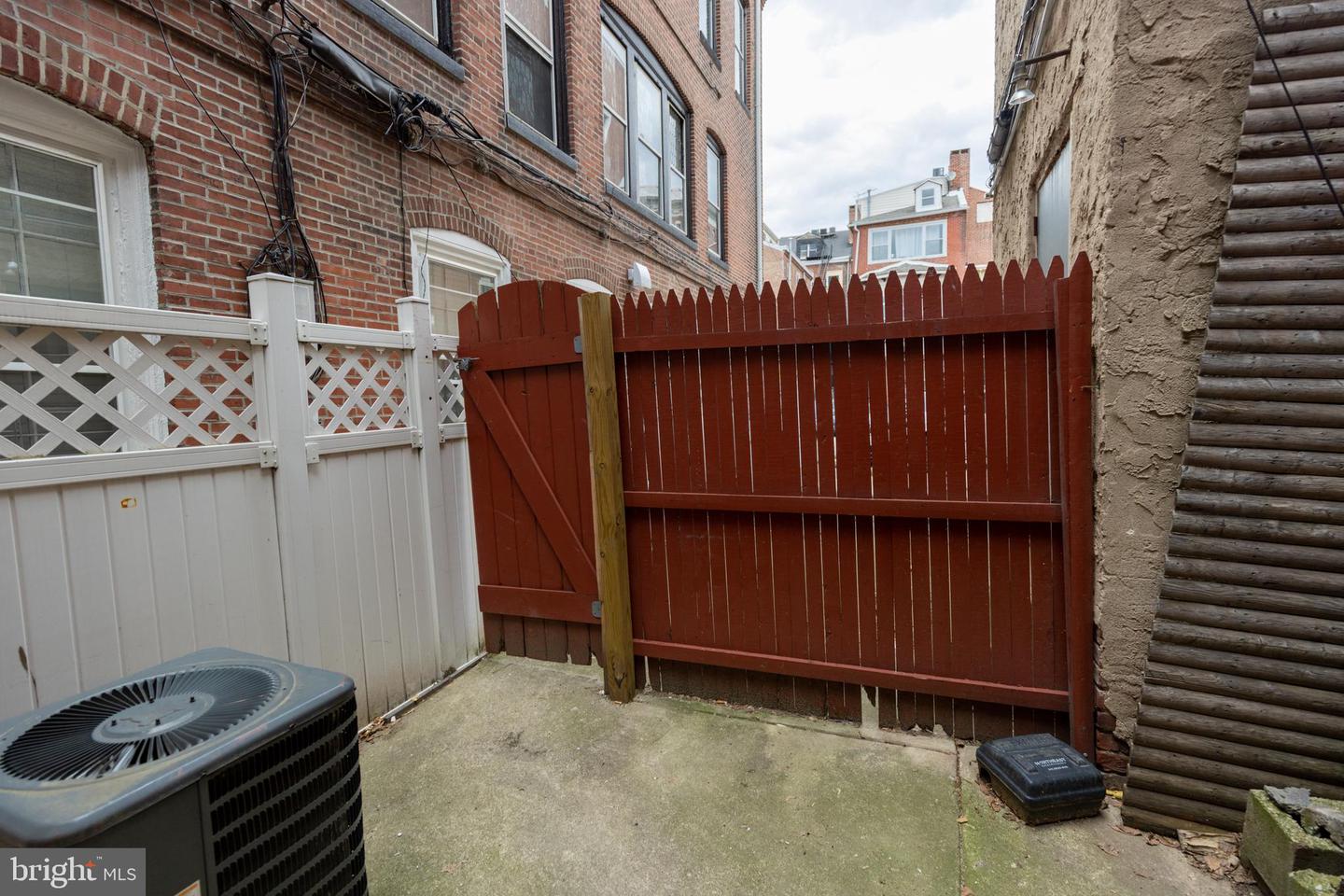901 Clinton St #3 Property Photo 21