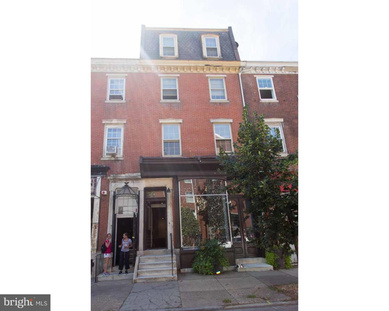 1114 Pine St #2r Property Photo 1