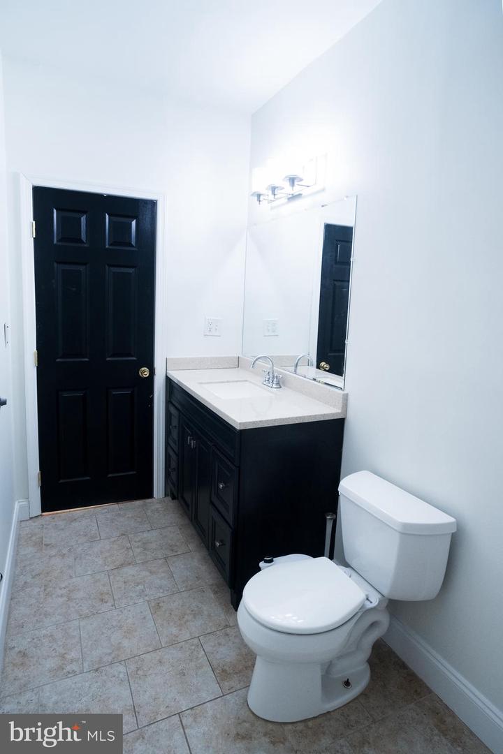 1221 Randolph St #3 Property Photo 9