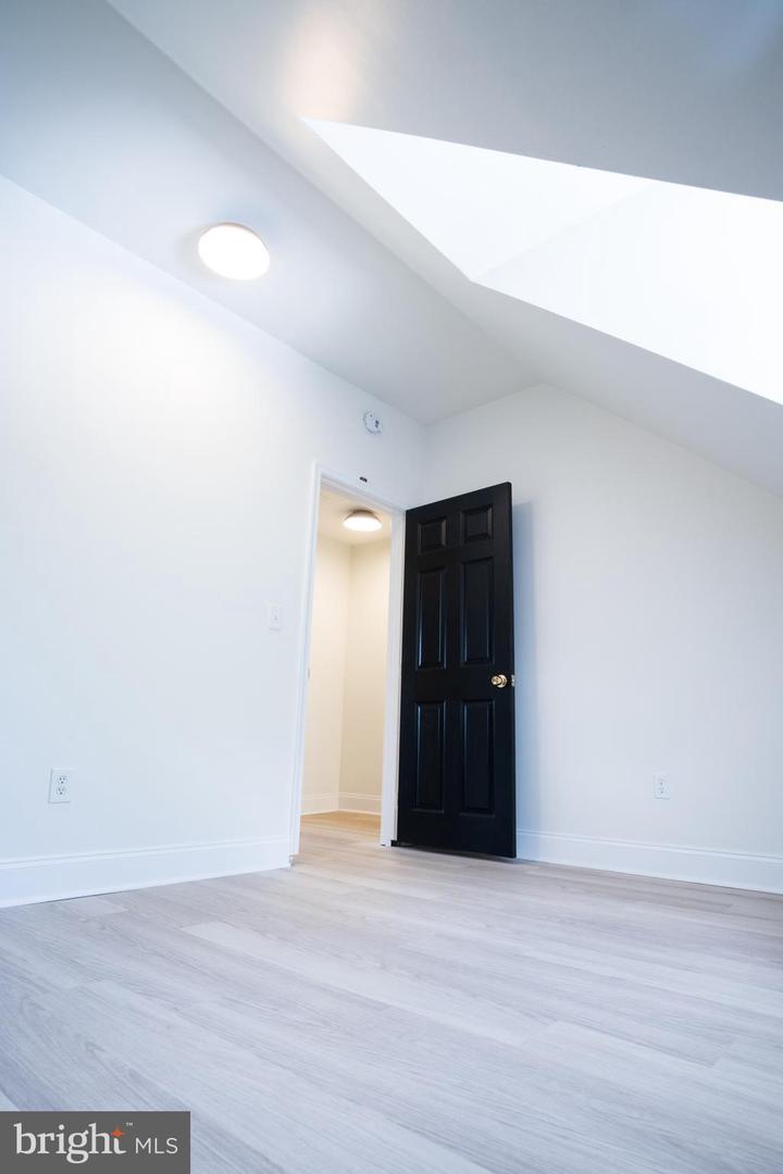 1221 Randolph St #3 Property Photo 19