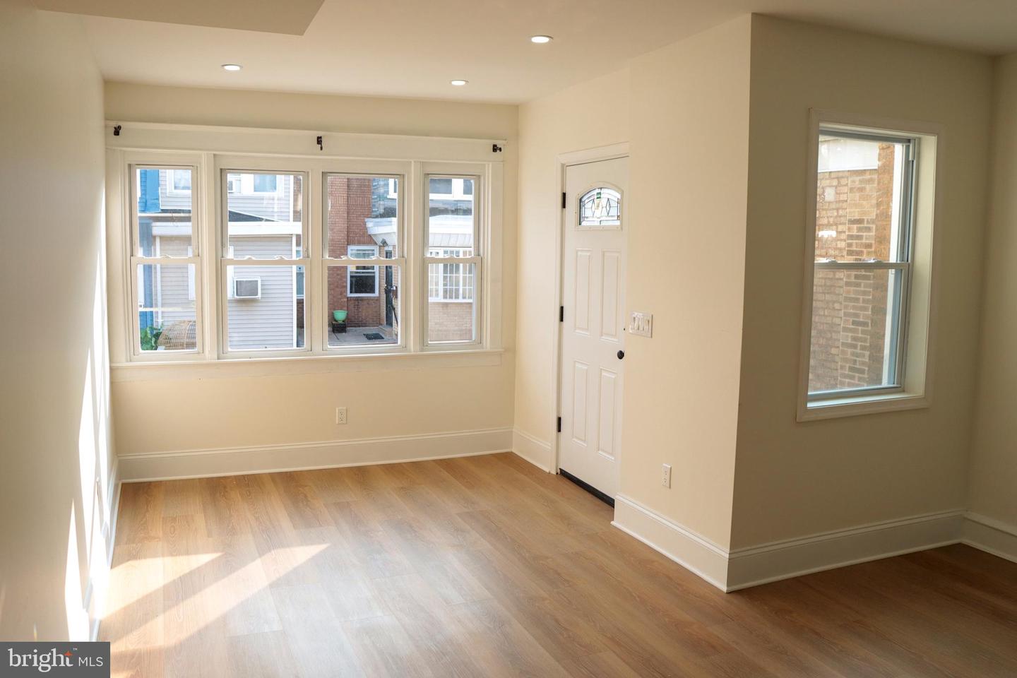 4767 Loring Property Photo 3