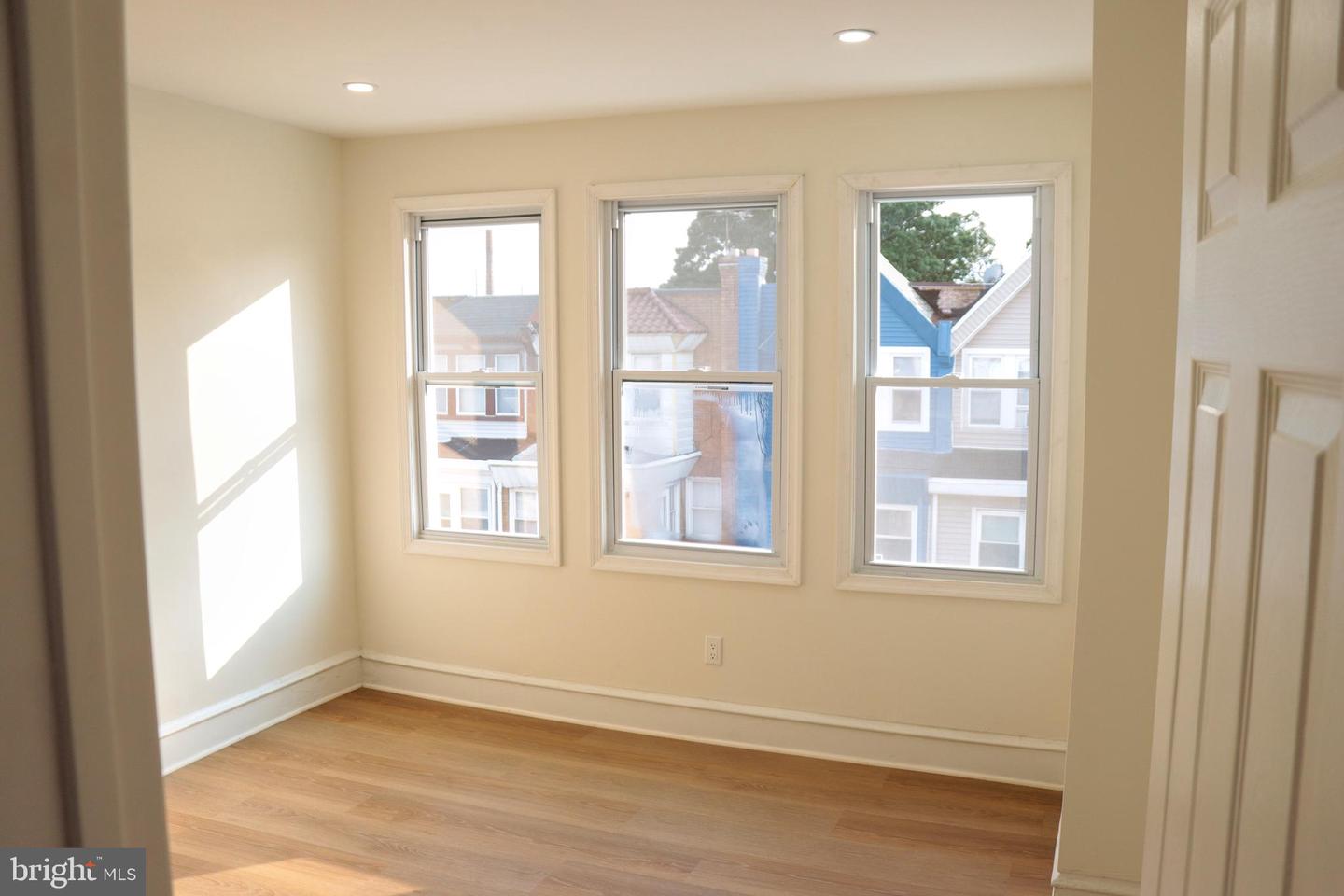 4767 Loring Property Photo 8