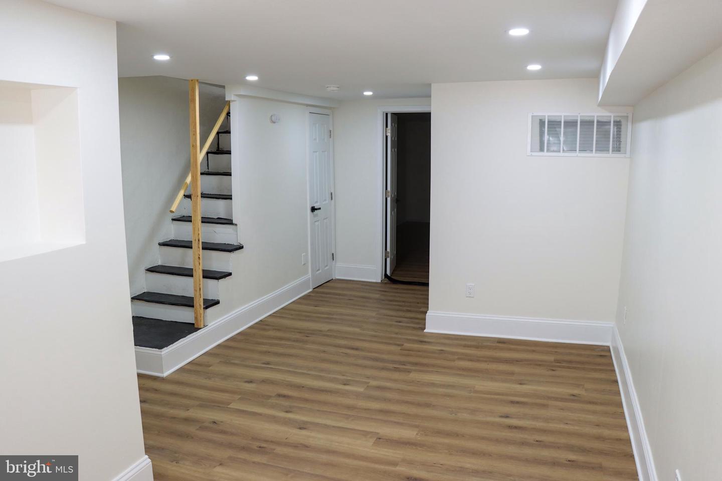 4767 Loring Property Photo 16