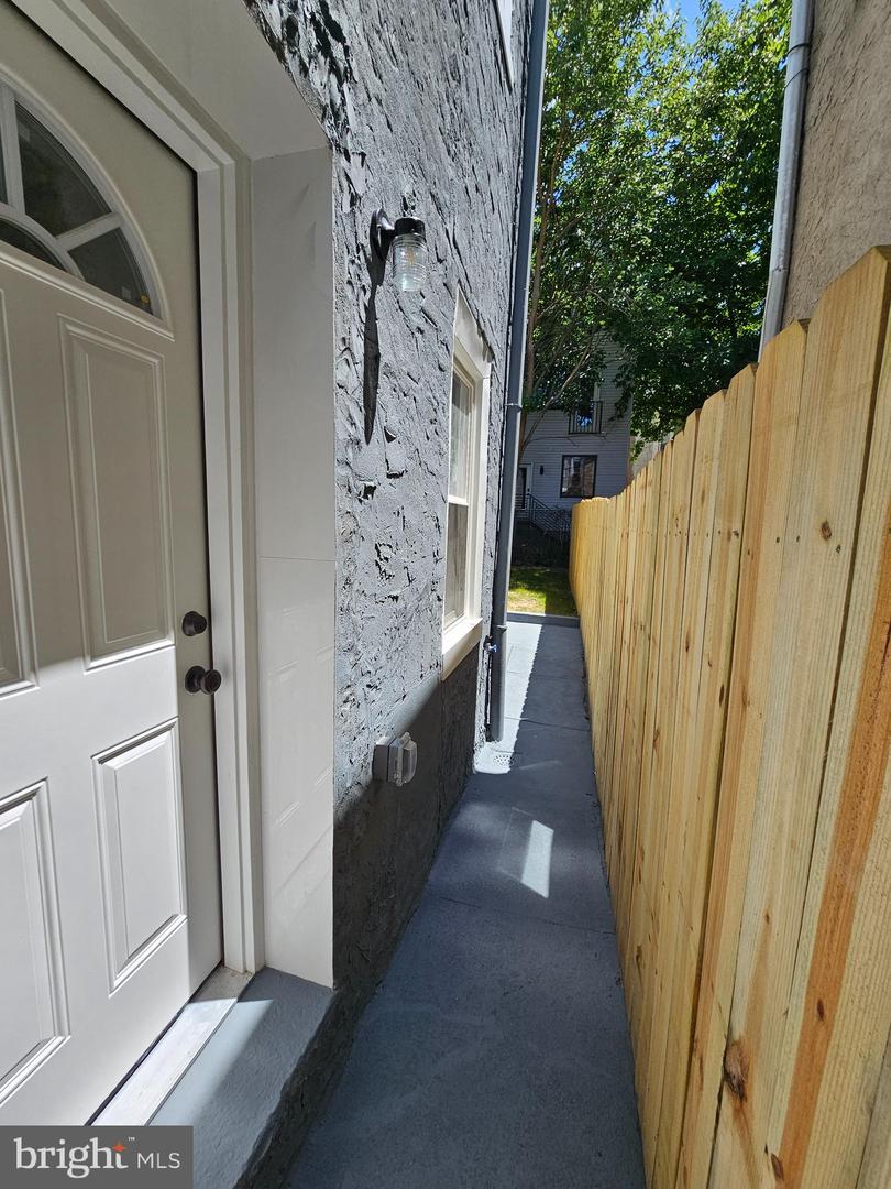 1835 N Gratz St Property Photo 24