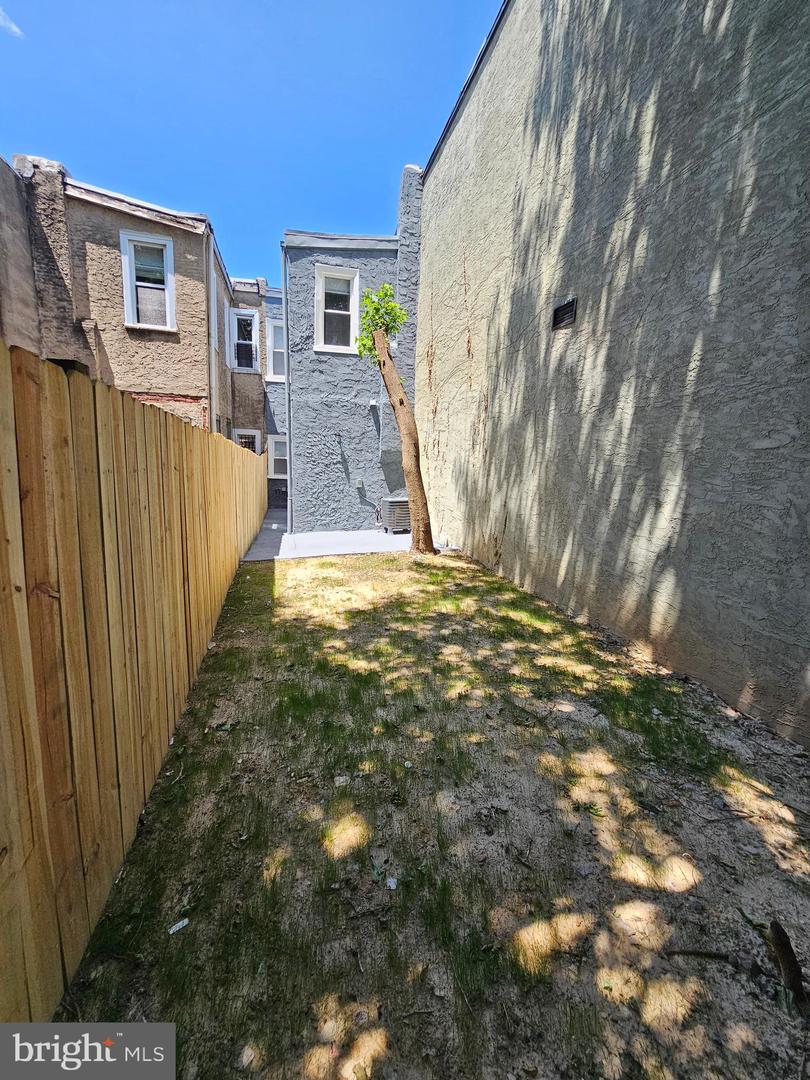 1835 N Gratz St Property Photo 27