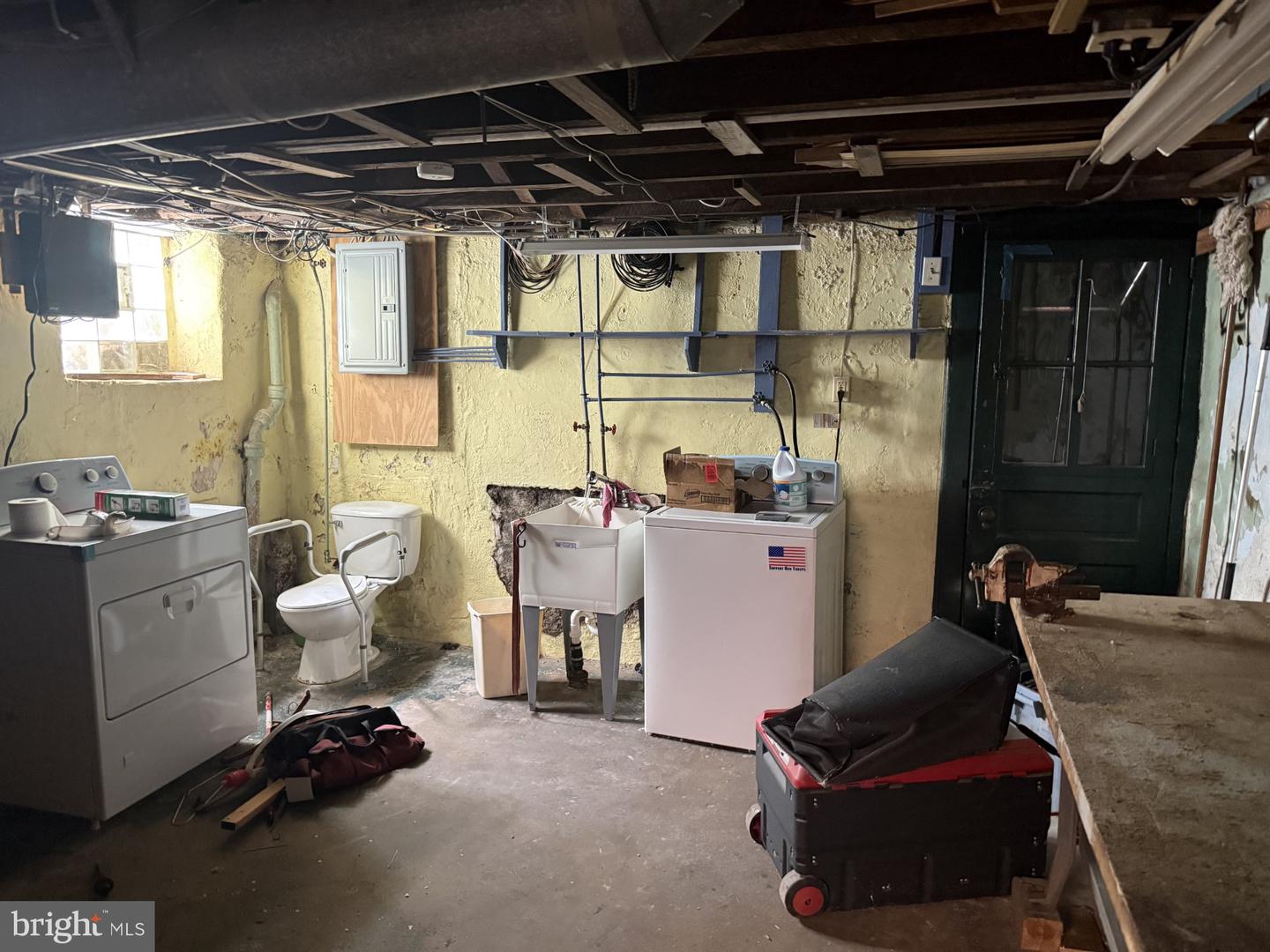 1006 Harrison St Property Photo 8