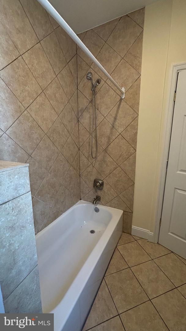 6349 Buist Ave Property Photo 8