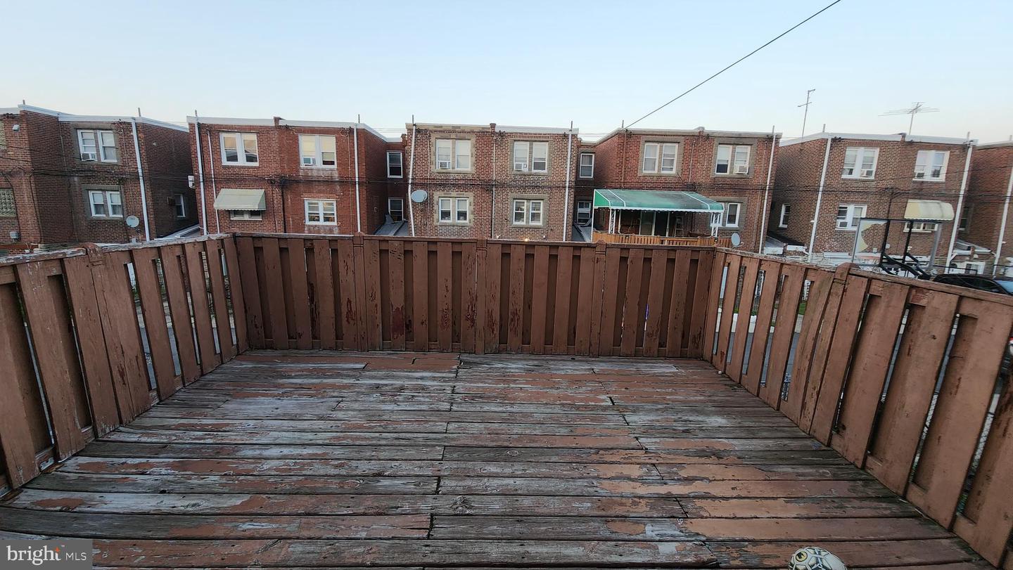 3411 Chippendale Ave Property Photo 6