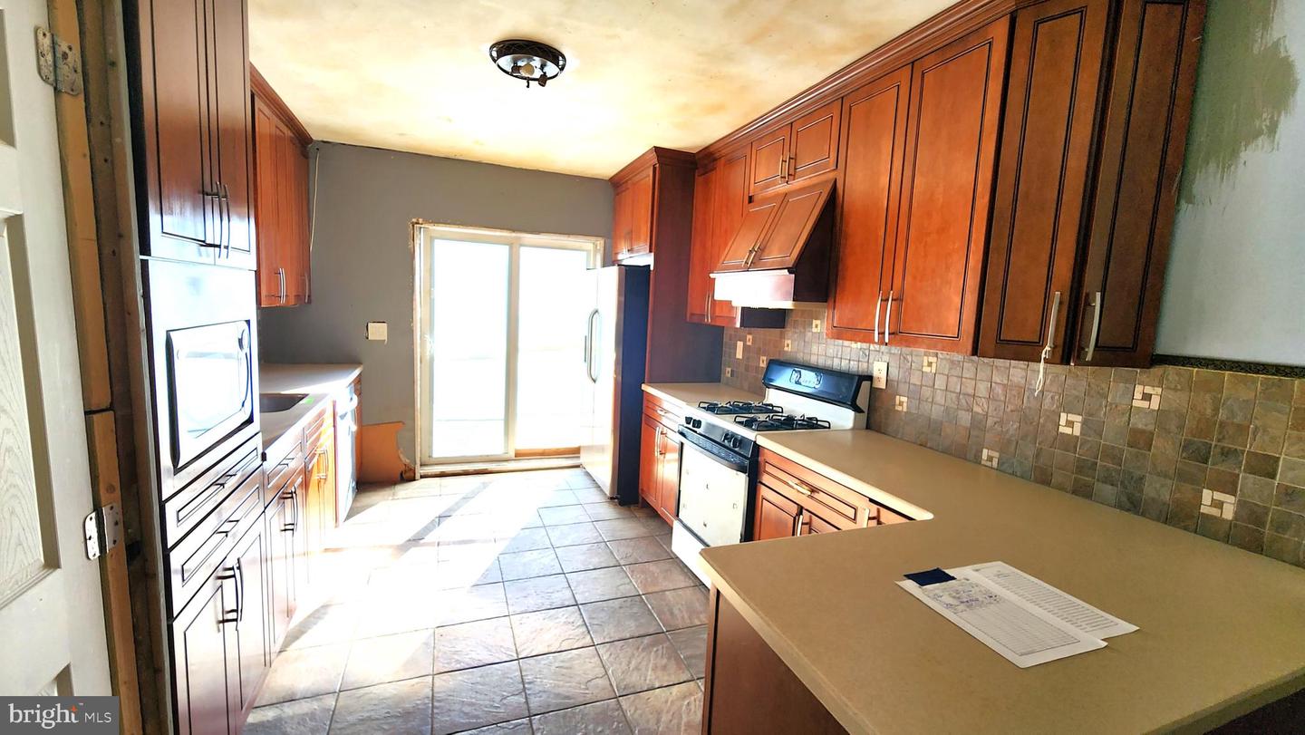 3411 Chippendale Ave Property Photo 11