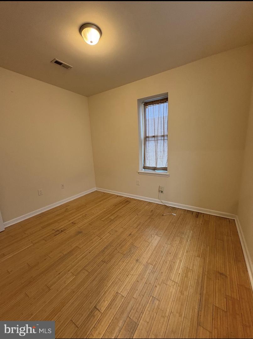 1706 W Diamond St #3 Property Photo 7