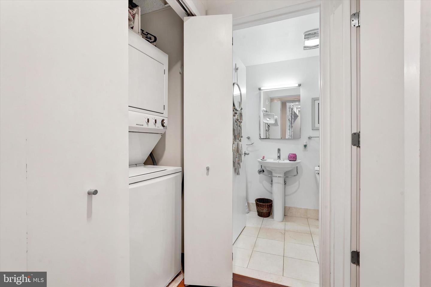 1101 Locust St #6k Property Photo 15