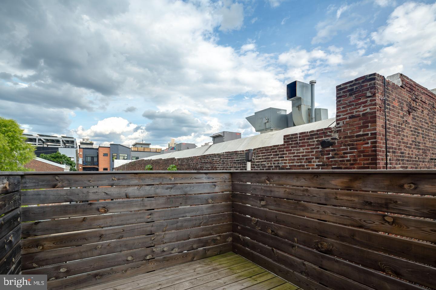 927 N 2nd St #unit 3 Property Photo 6