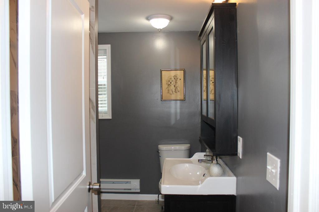 5923 N Broad St Property Photo 24