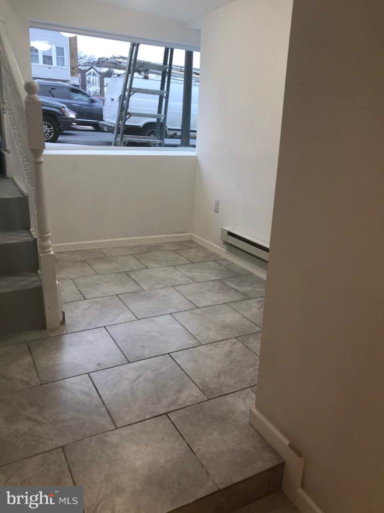 5923 N Broad St #lower Level Property Photo 13