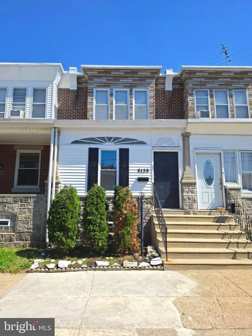 6139 Walker St Property Photo 1