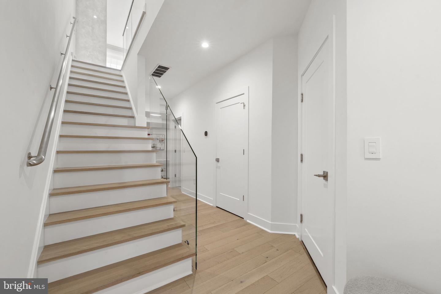 4728 Cross St Property Photo 12