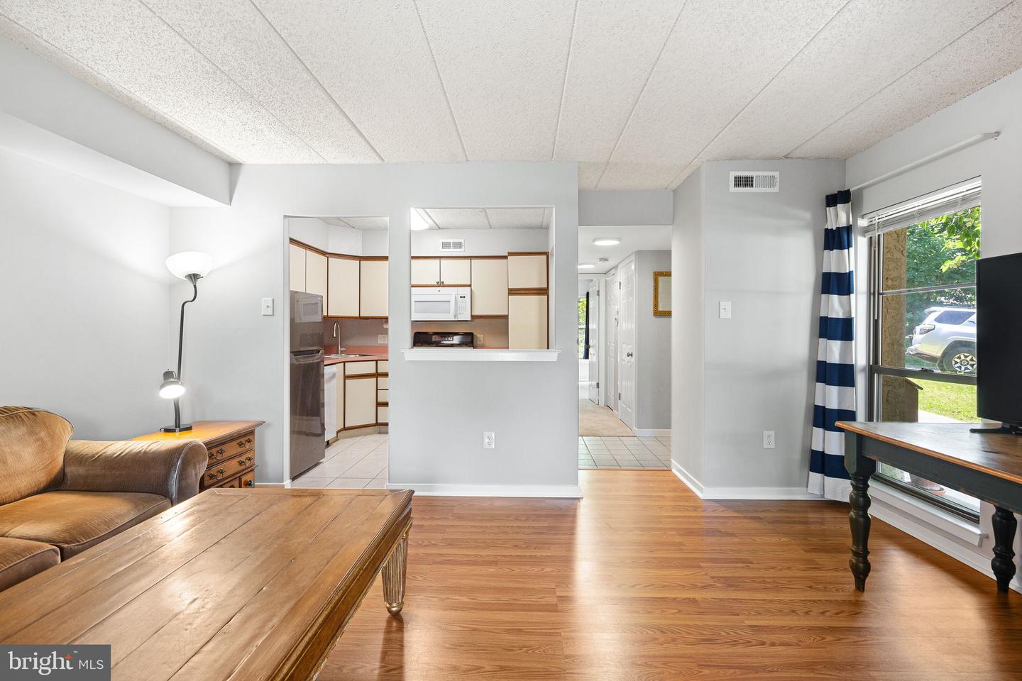401 Shawmont Ave #b Property Photo 5