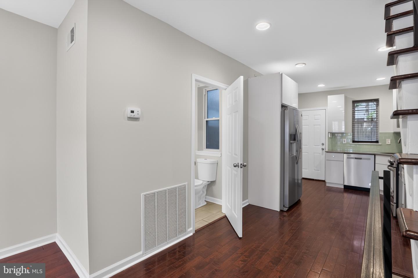 2632 Wilder St Property Photo 10
