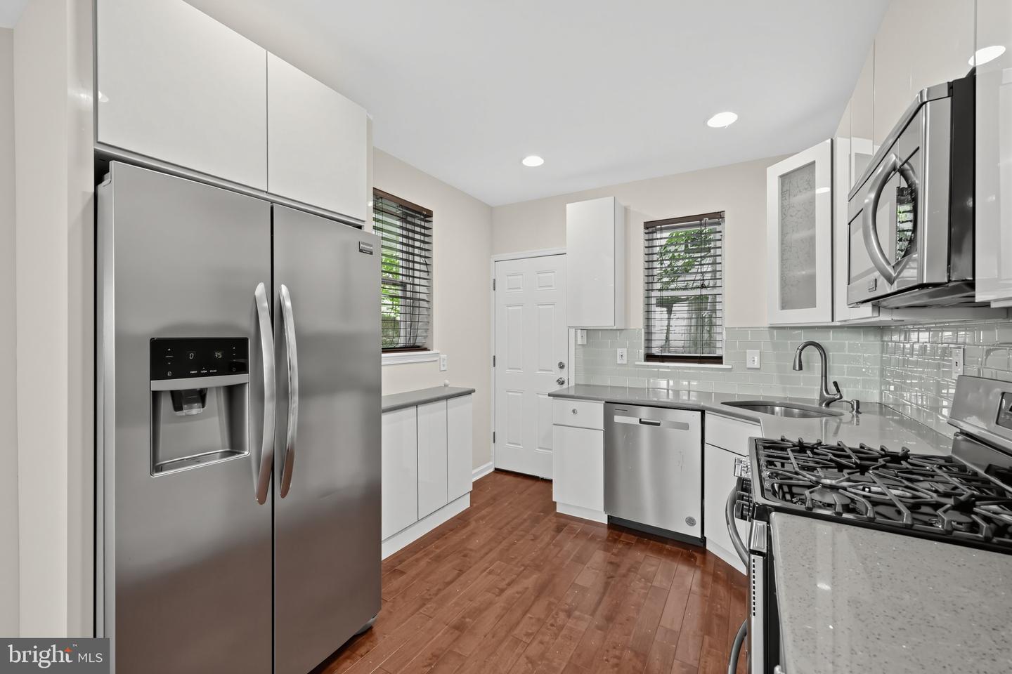 2632 Wilder St Property Photo 11