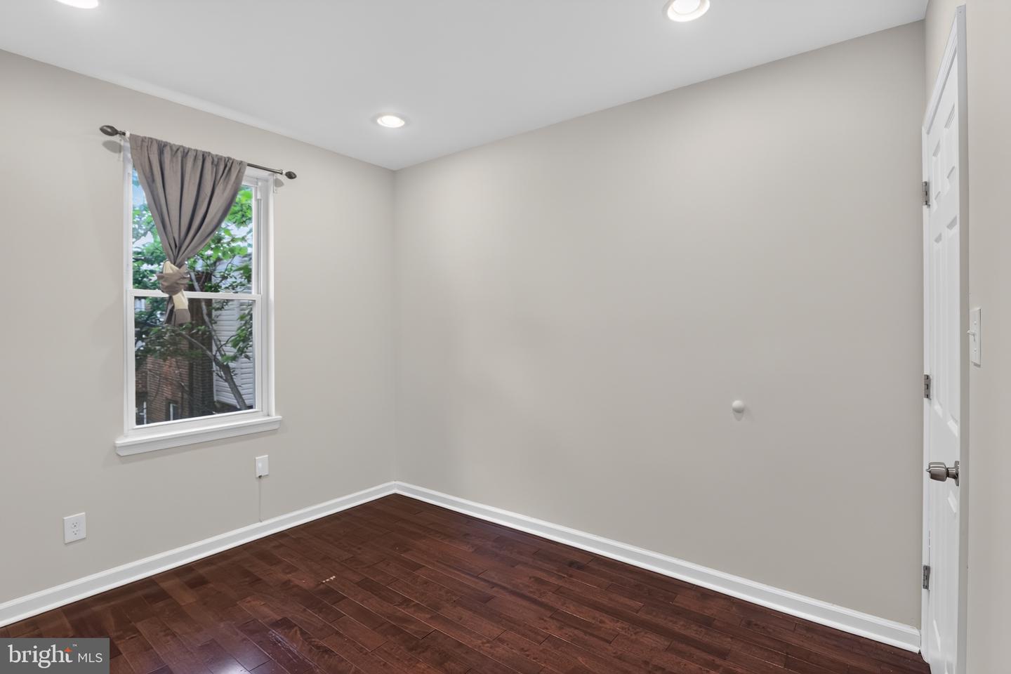 2632 Wilder St Property Photo 14