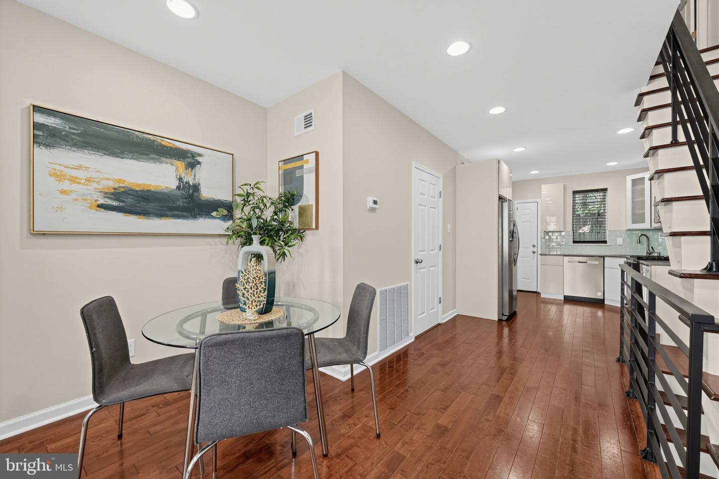 2632 Wilder St Property Photo 17