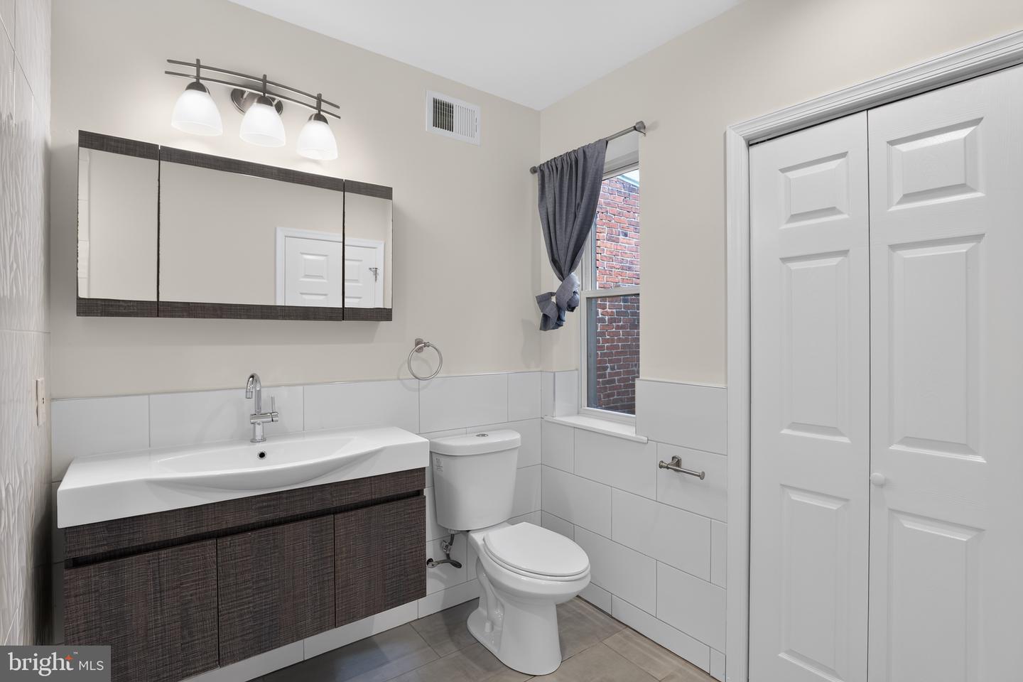 2632 Wilder St Property Photo 22