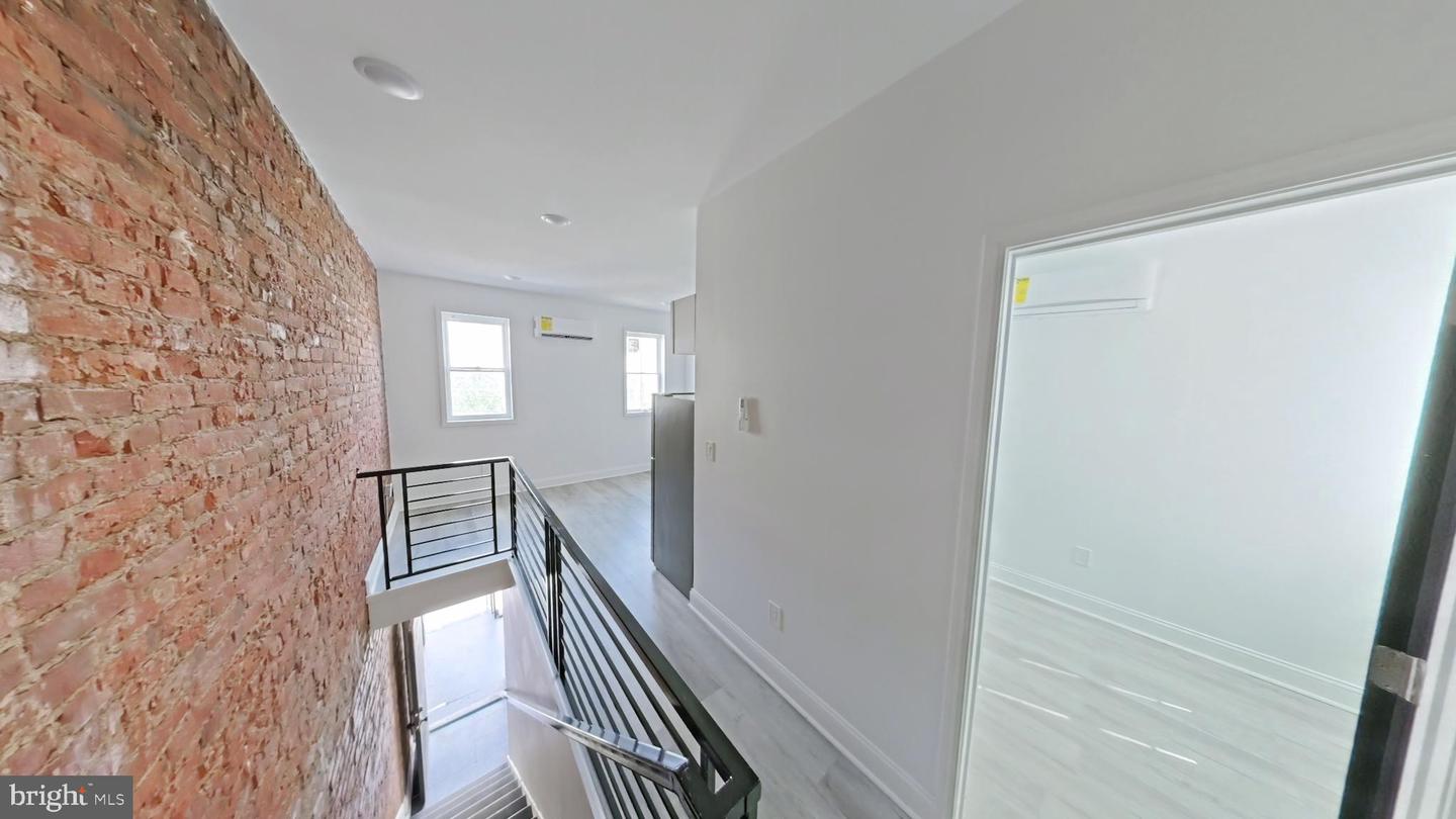 3510 N Mascher St #2 Property Photo 3