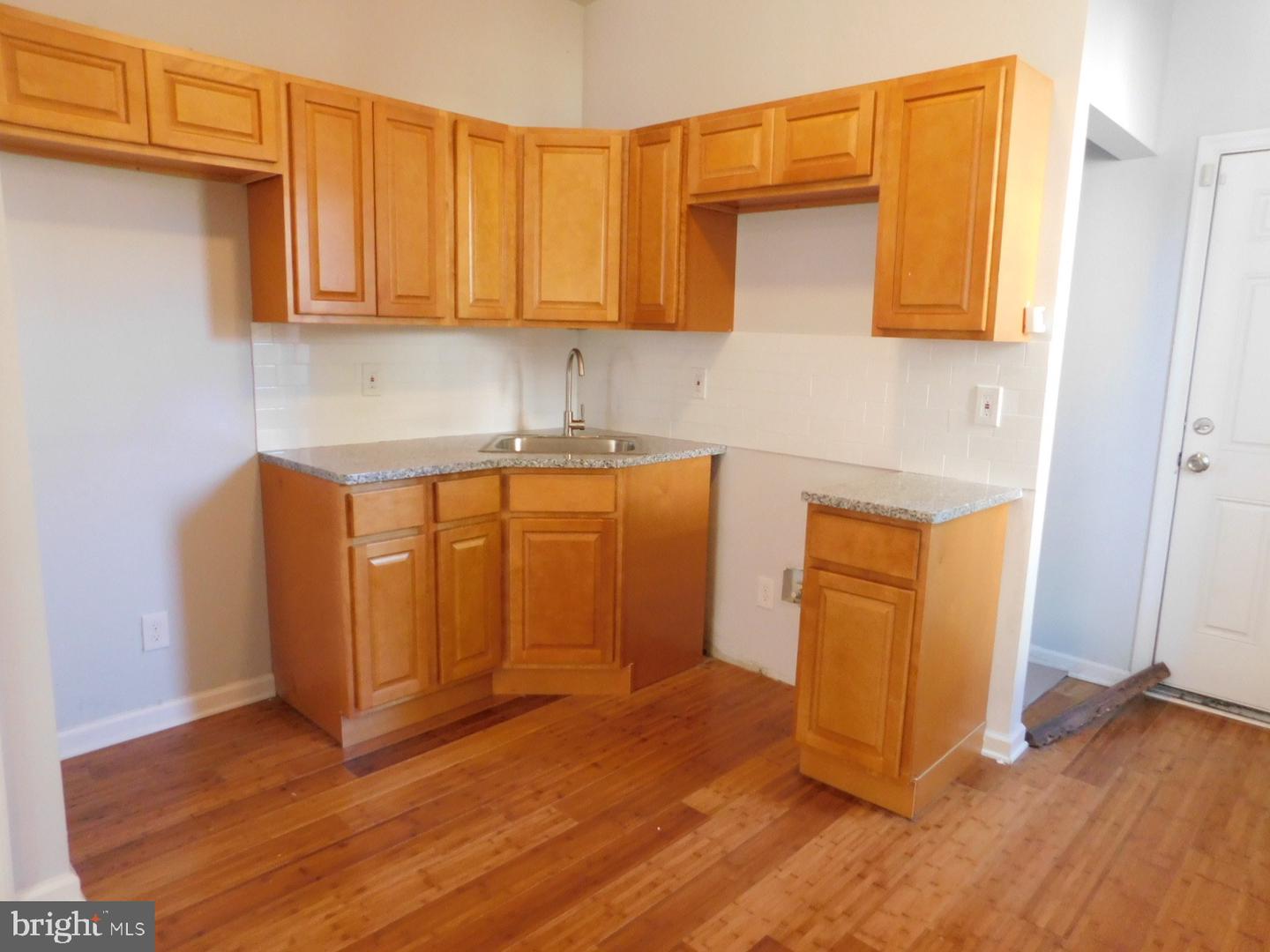 3114 N Carlisle St Property Photo 2