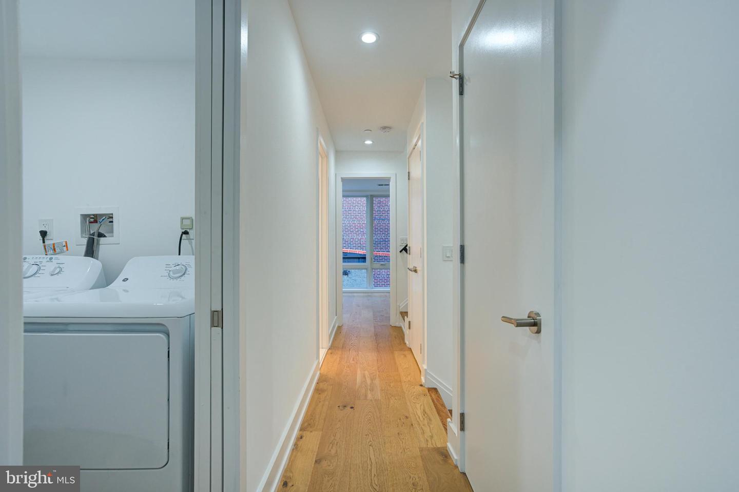 1746 N Hope St Property Photo 25