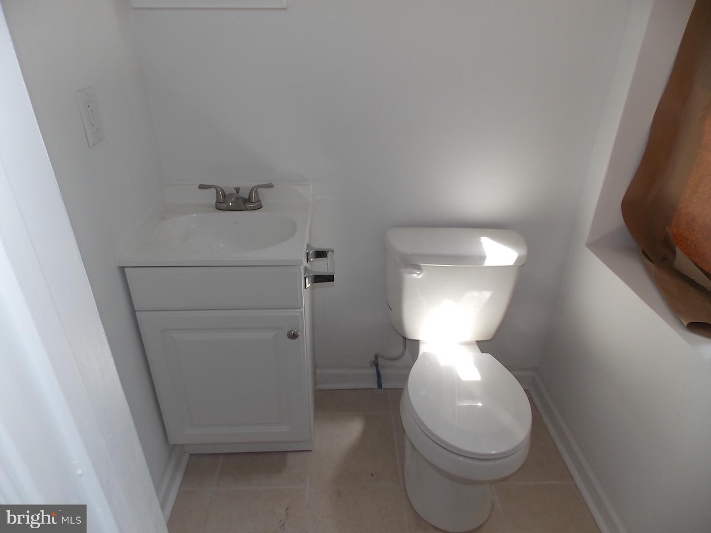 3832 Aspen St Property Photo 3