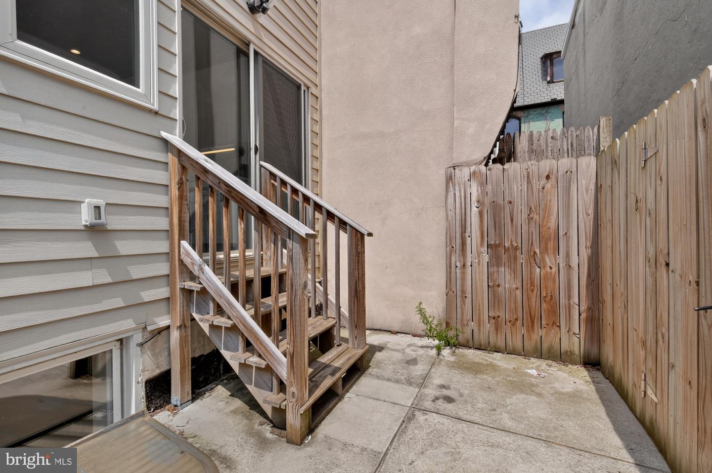 1259 S 19th St Property Photo 14