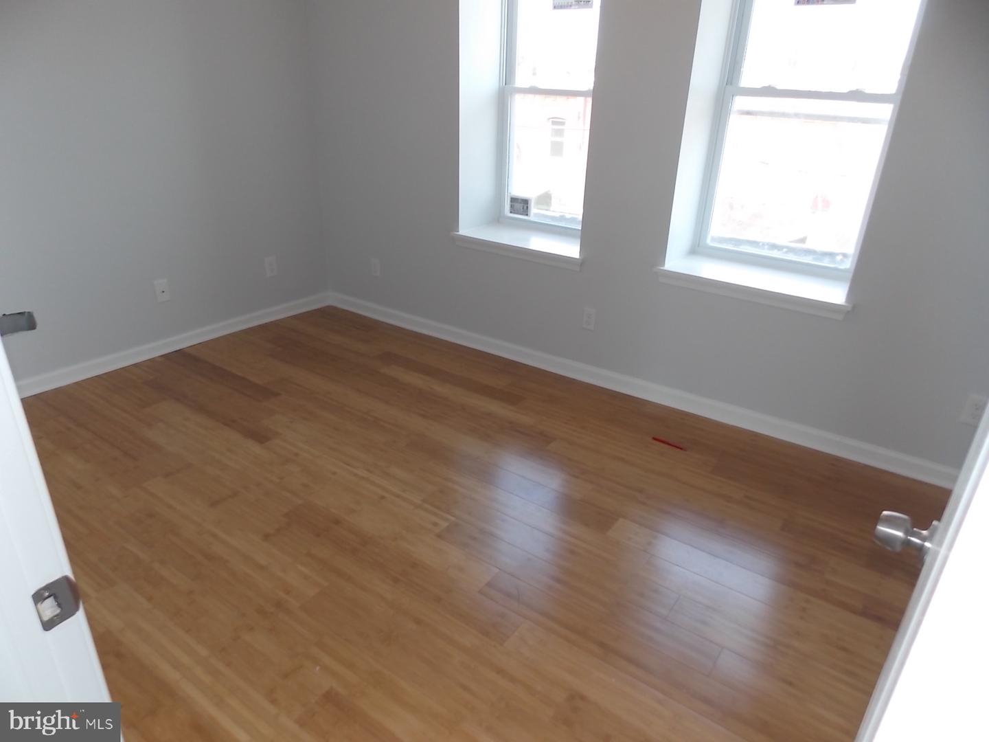 3842 Brown St Property Photo 15