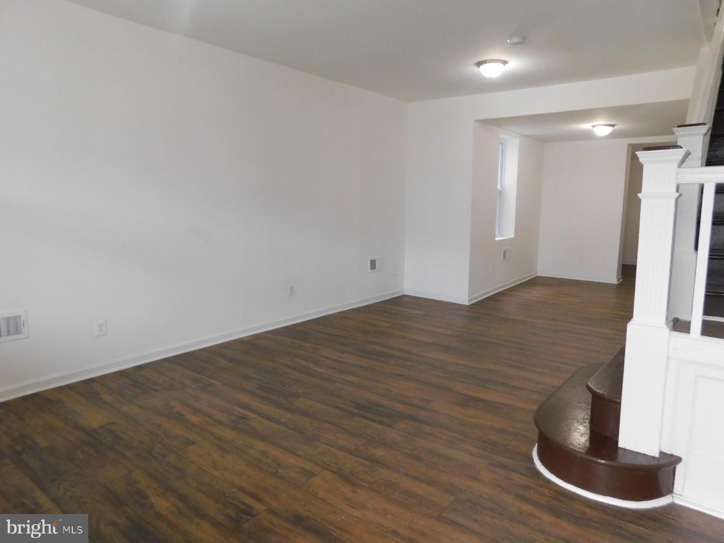 3846 Pennsgrove St Property Photo 3