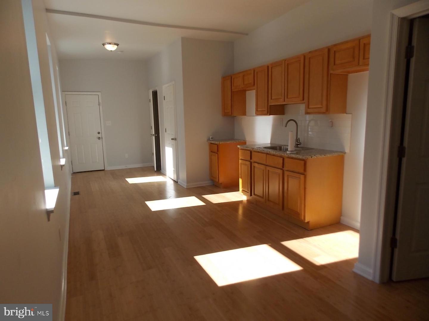 3952 Aspen St Property Photo 2