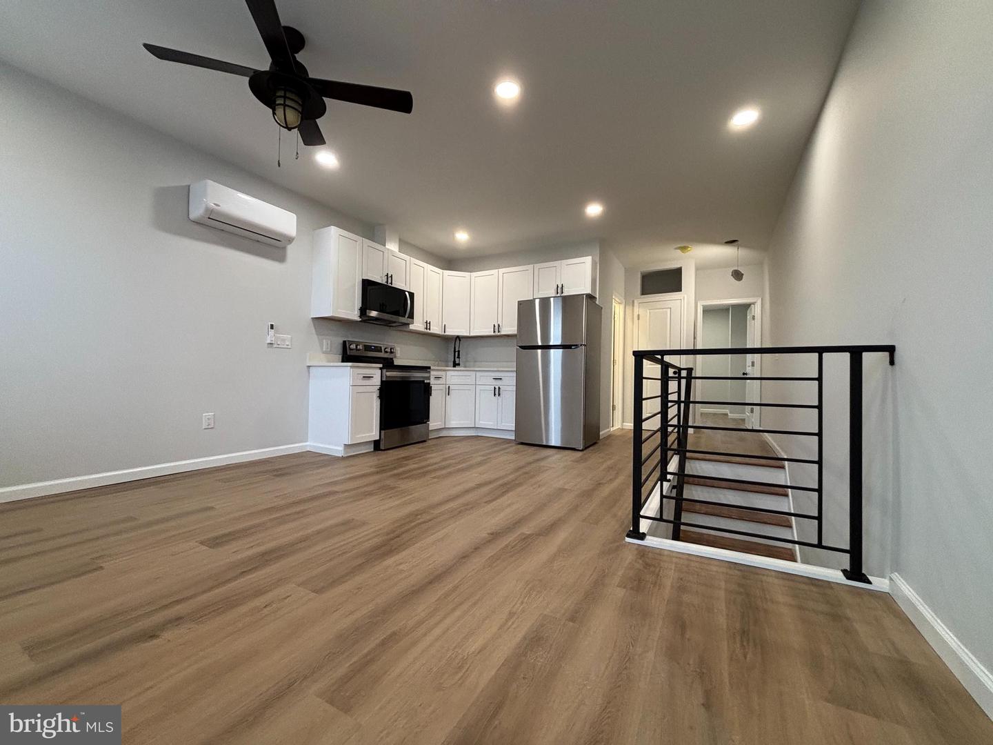 6160 WHEELER ST Property Photo 1