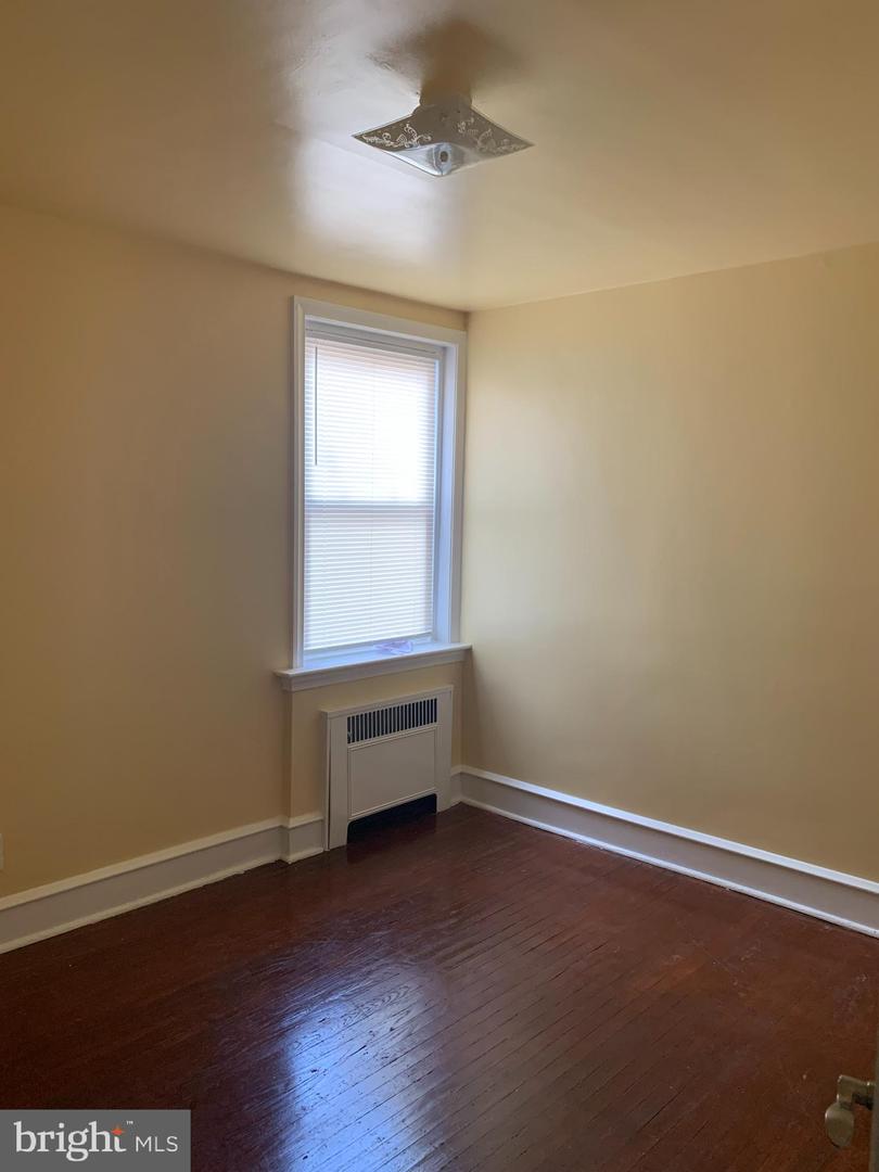 5342 E Roosevelt Blvd Property Photo 15