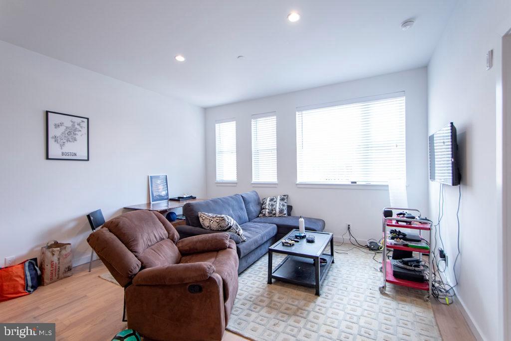 507 S 8TH ST #UNIT 208 Property Photo 1