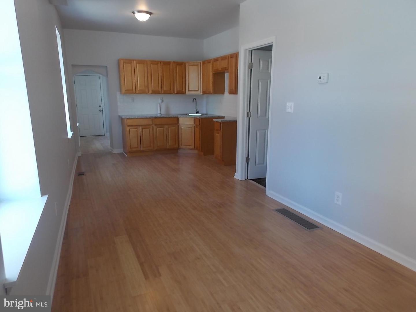 4200 W Thompson St Property Photo 6