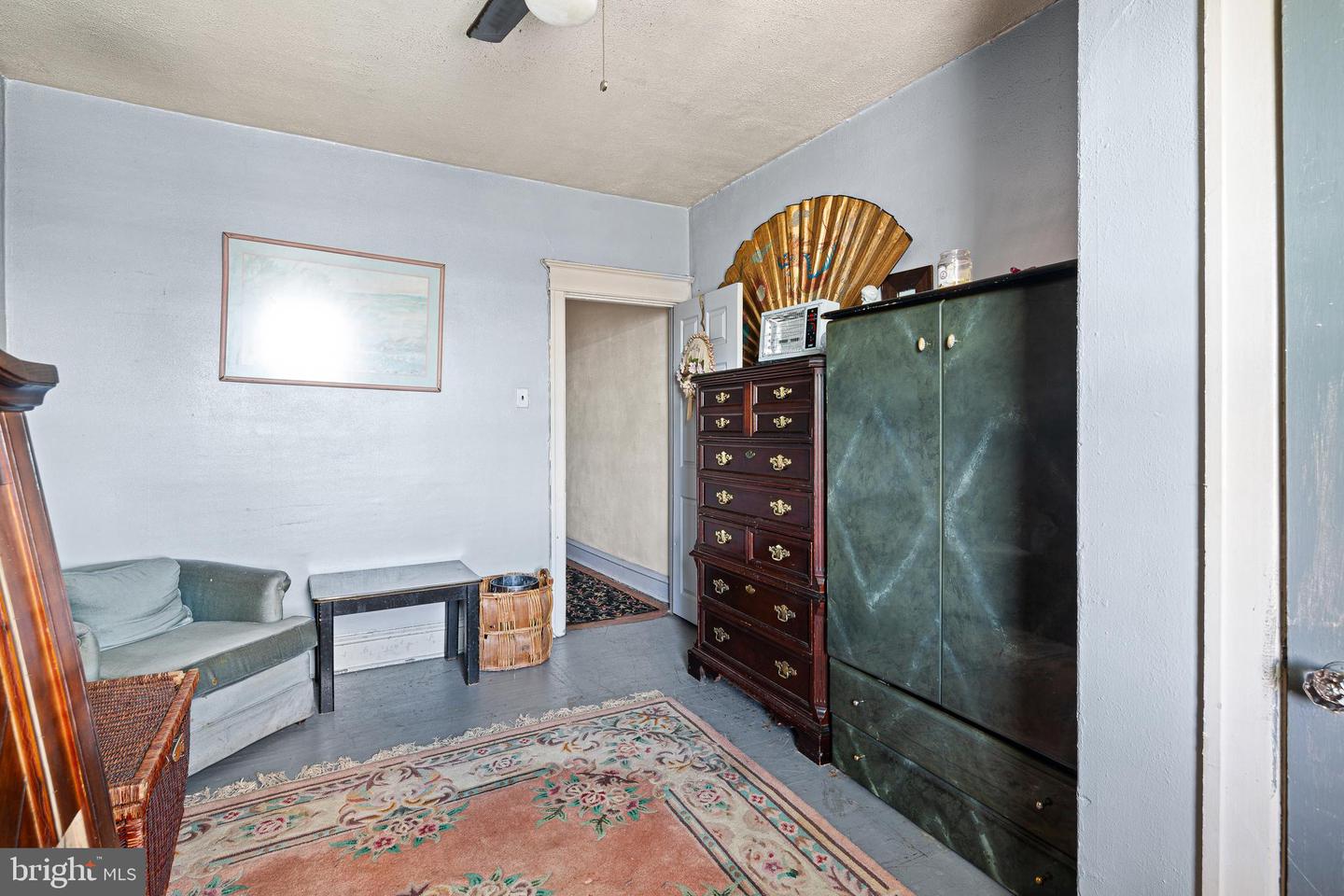 1928 W Godfrey Ave Property Photo 14