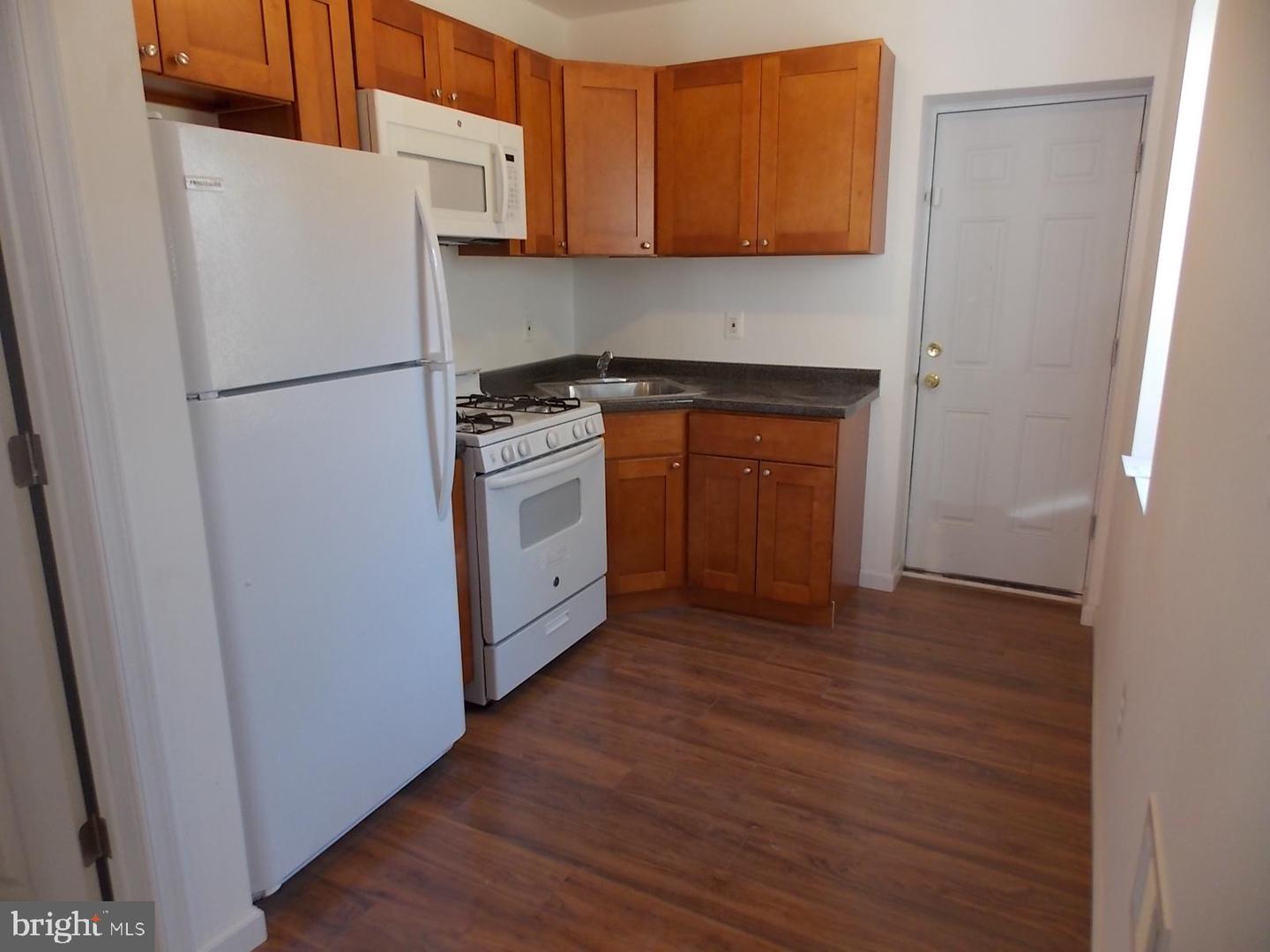4206 Wallace St Property Photo 3