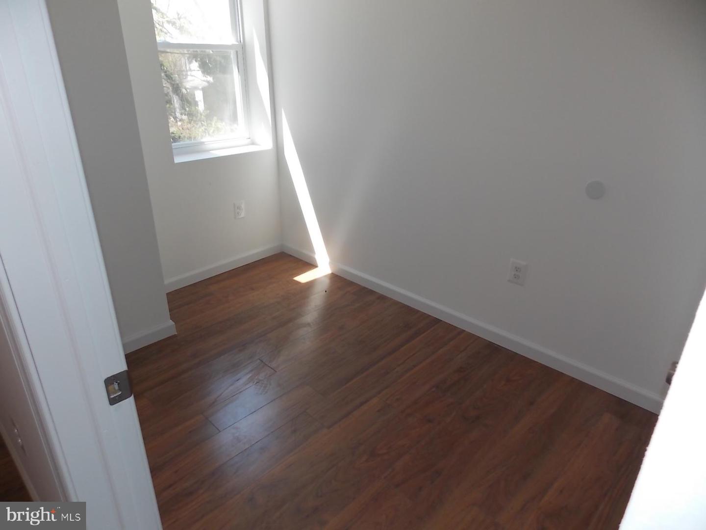 4206 Wallace St Property Photo 6