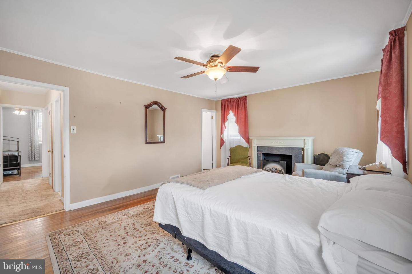 2414 Vista St Property Photo 19