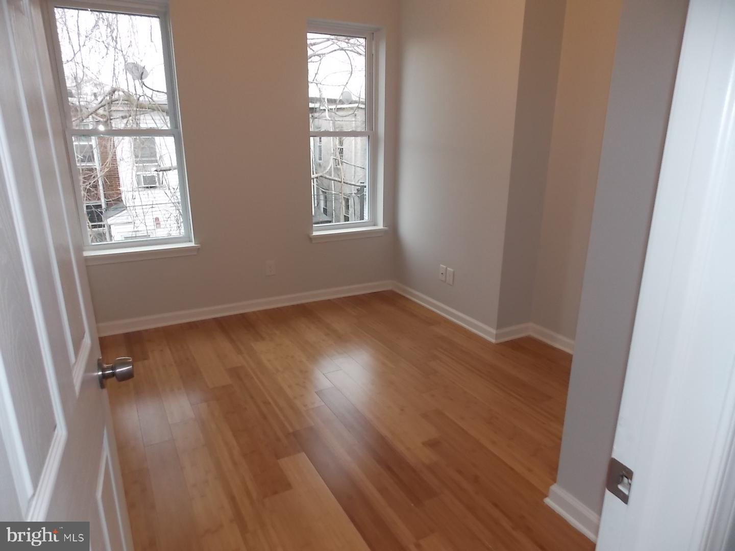 4310 Wyalusing Ave Property Photo 5